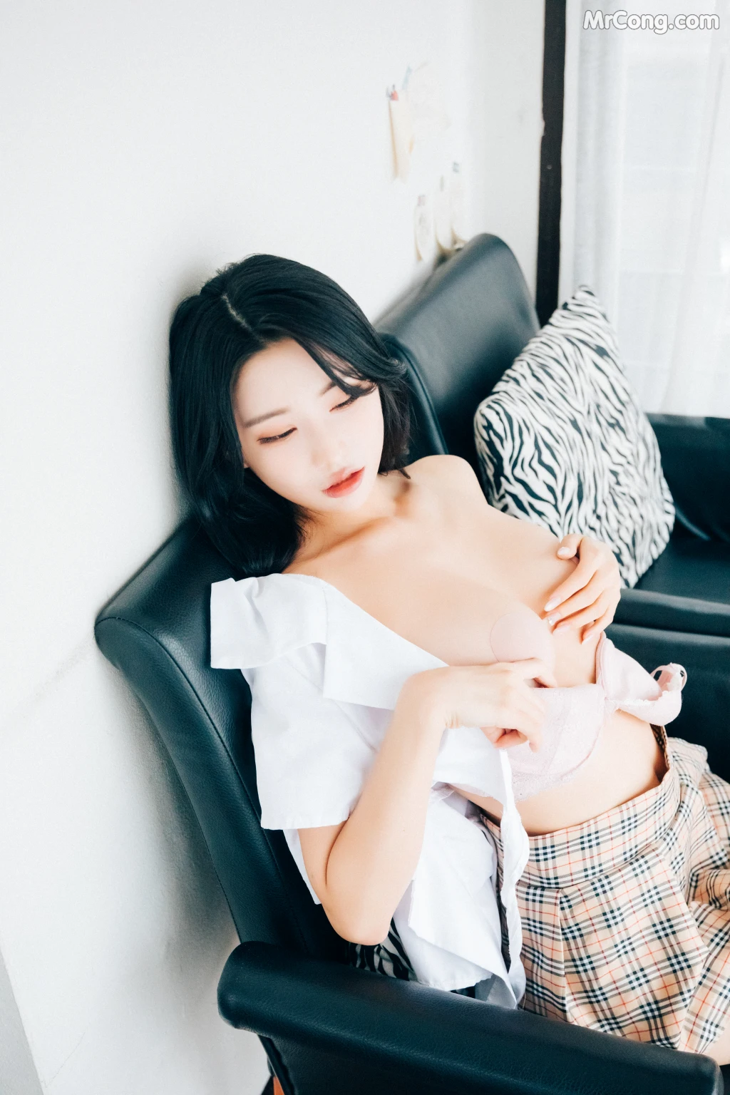 [Loozy] YeonYu (연유): First play (+S.Ver) (164 photos) – Page 9