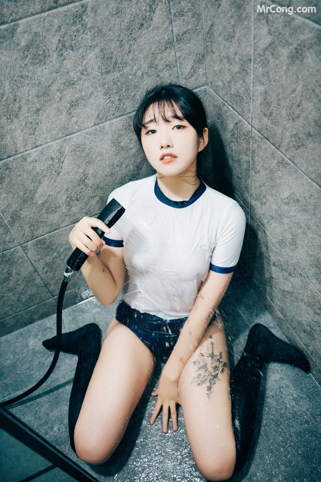 [Loozy] SonSon (손손): Date at home (+S Ver) (176 photos) – Page 11