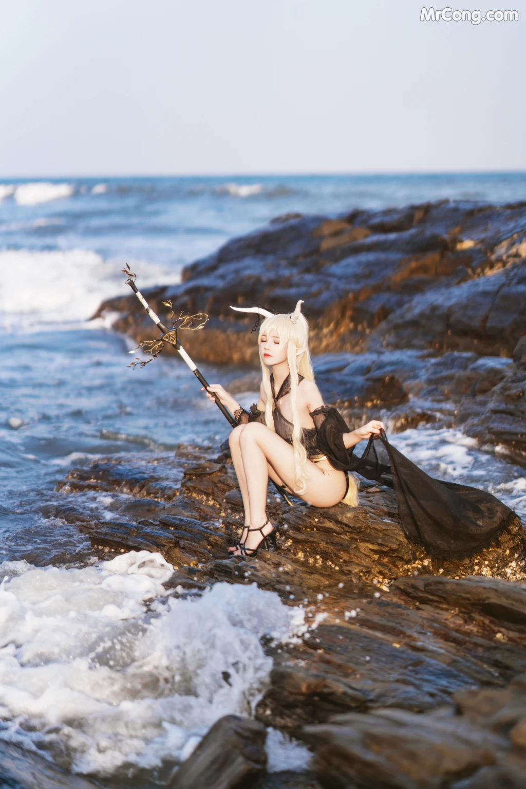 Coser@桜桃喵 Vol.138: 闪灵泳装 (46 photos) – Page 2