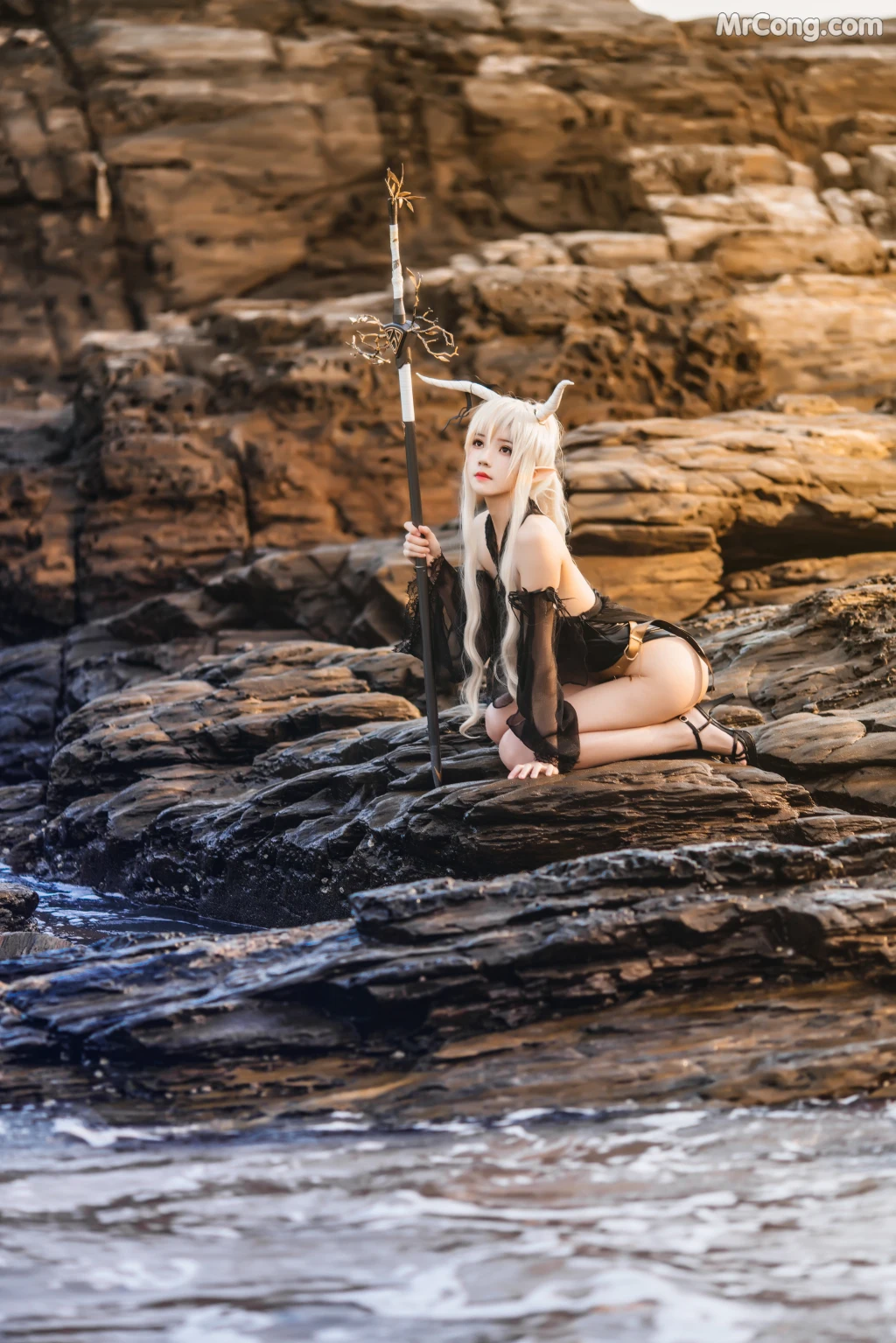 Coser@桜桃喵 Vol.138: 闪灵泳装 (46 photos) – Page 4