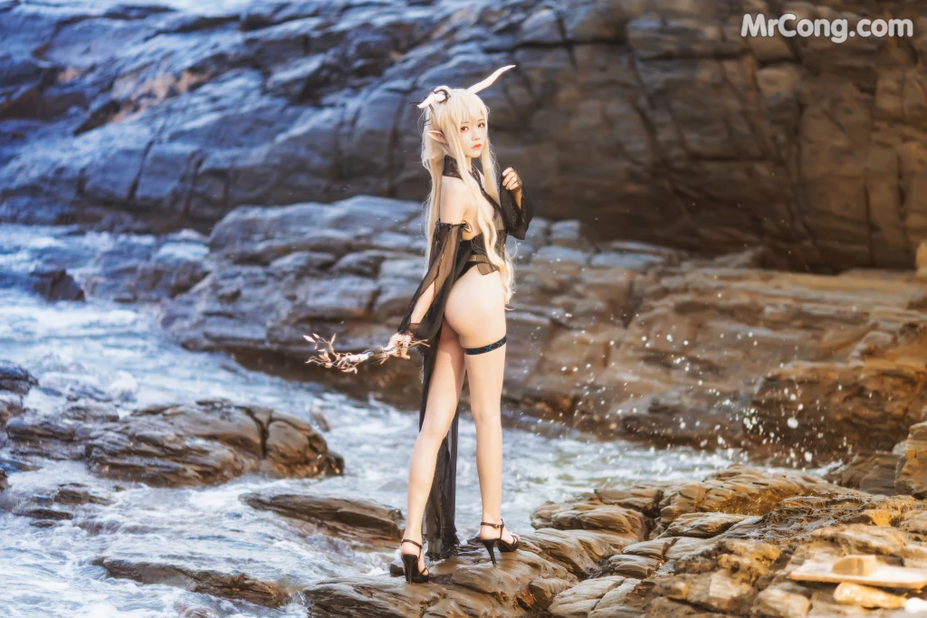 Coser@桜桃喵 Vol.138: 闪灵泳装 (46 photos) – Page 5