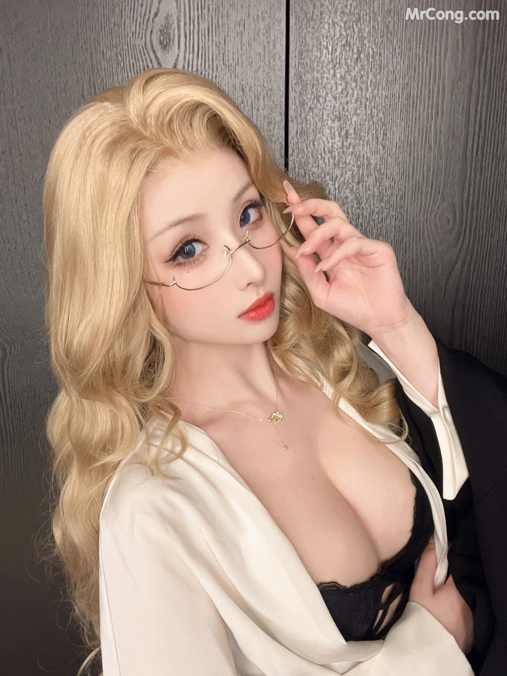 Coser@rioko凉凉子 Vol.105: 女上司单人版 (55 photos + 13 videos) – Page 6