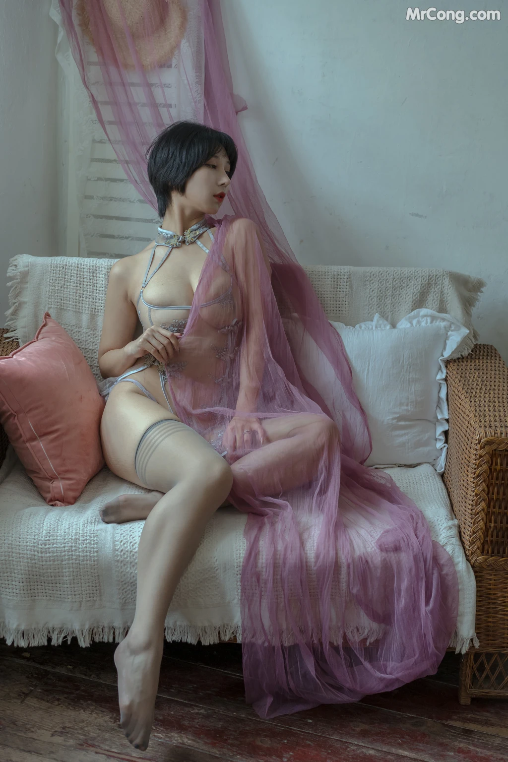 Coser@云溪溪 (Yunx1x1) Vol.042: 奶桃 N46旗袍合集 (70 photos + 1 video) – Page 5