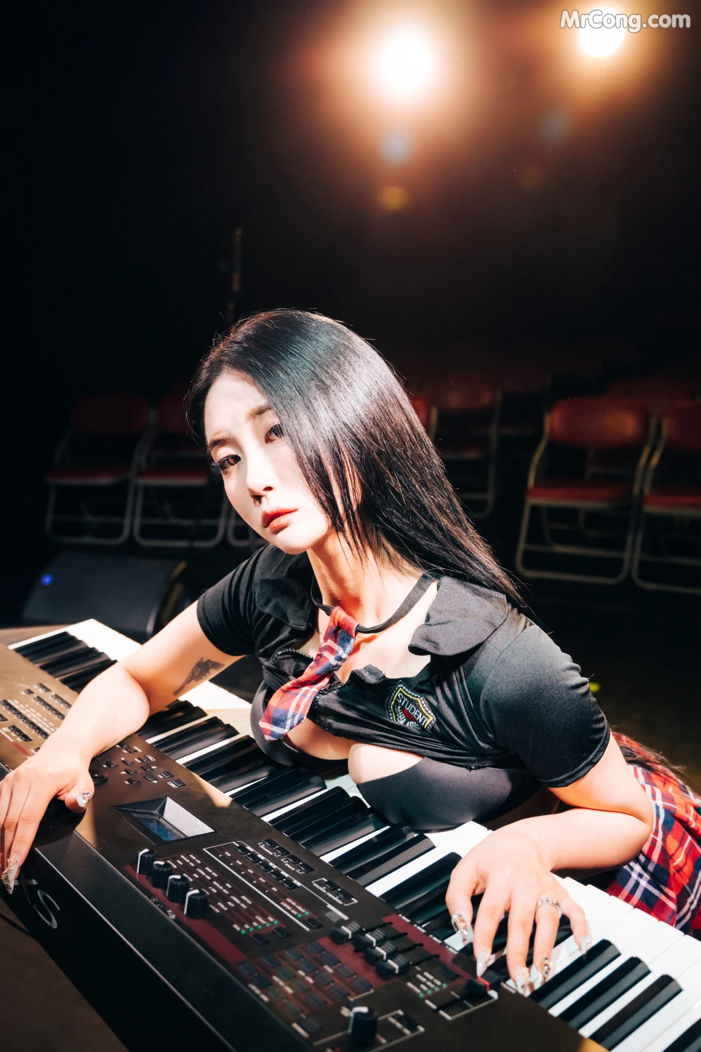 [Loozy] Bomi (보미): Covert Stage (137 photos) – Page 10