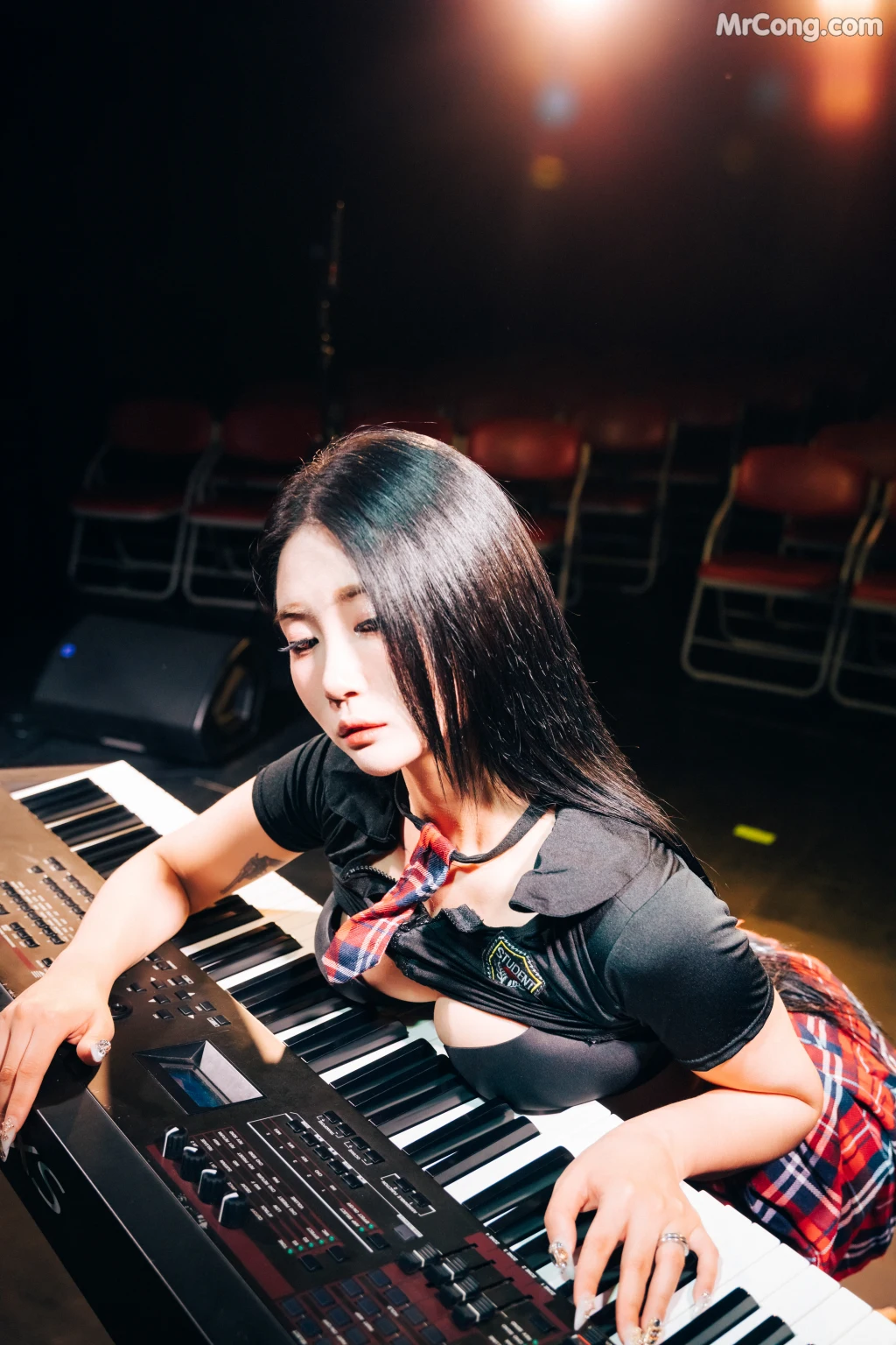 [Loozy] Bomi (보미): Covert Stage (137 photos) – Page 10