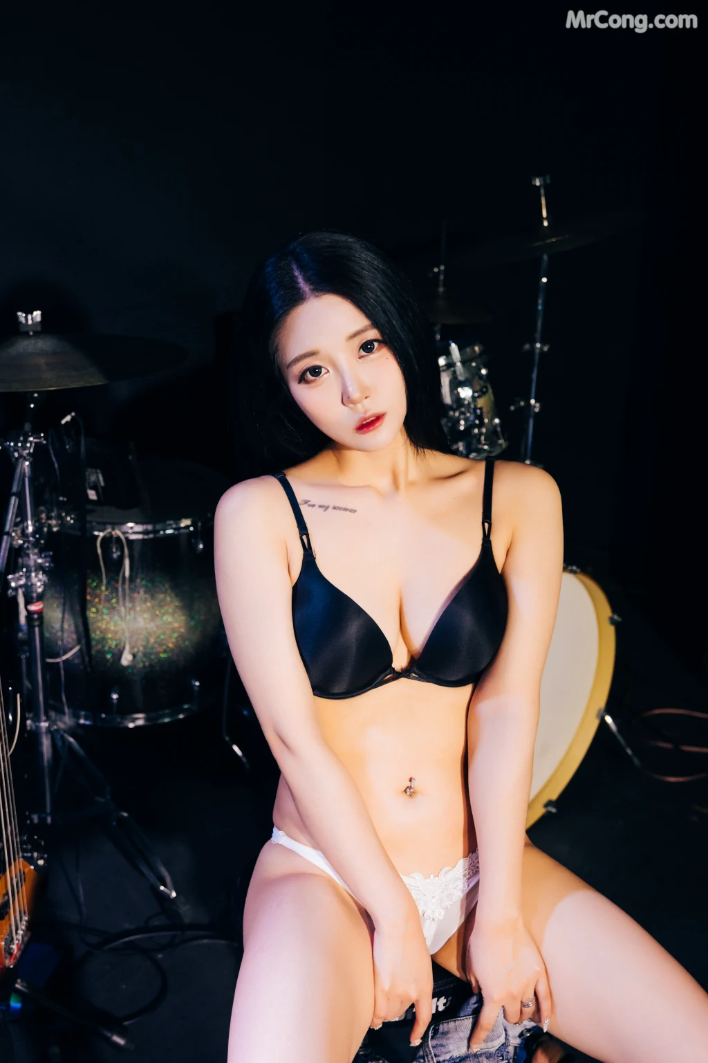 [Loozy] Bomi (보미): Covert Stage (137 photos) – Page 14