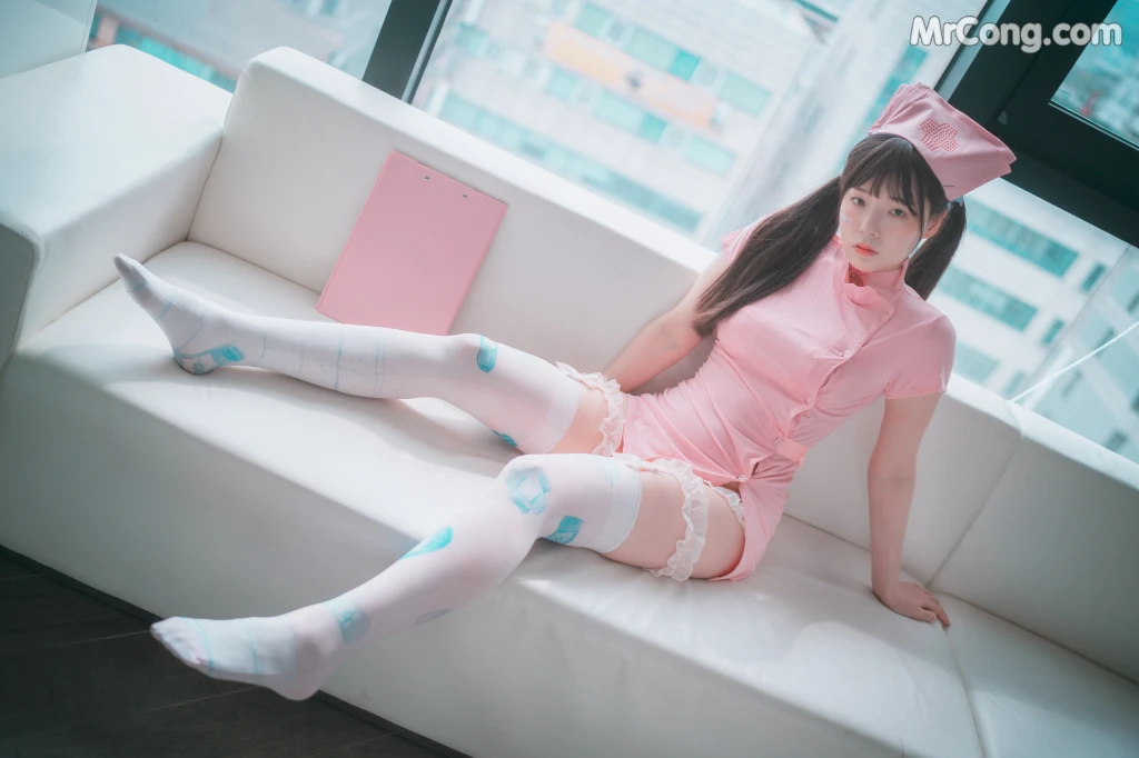 DJAWA Photo – Pia (피아): “Nursing Overtime” (65 photos) – Page 6