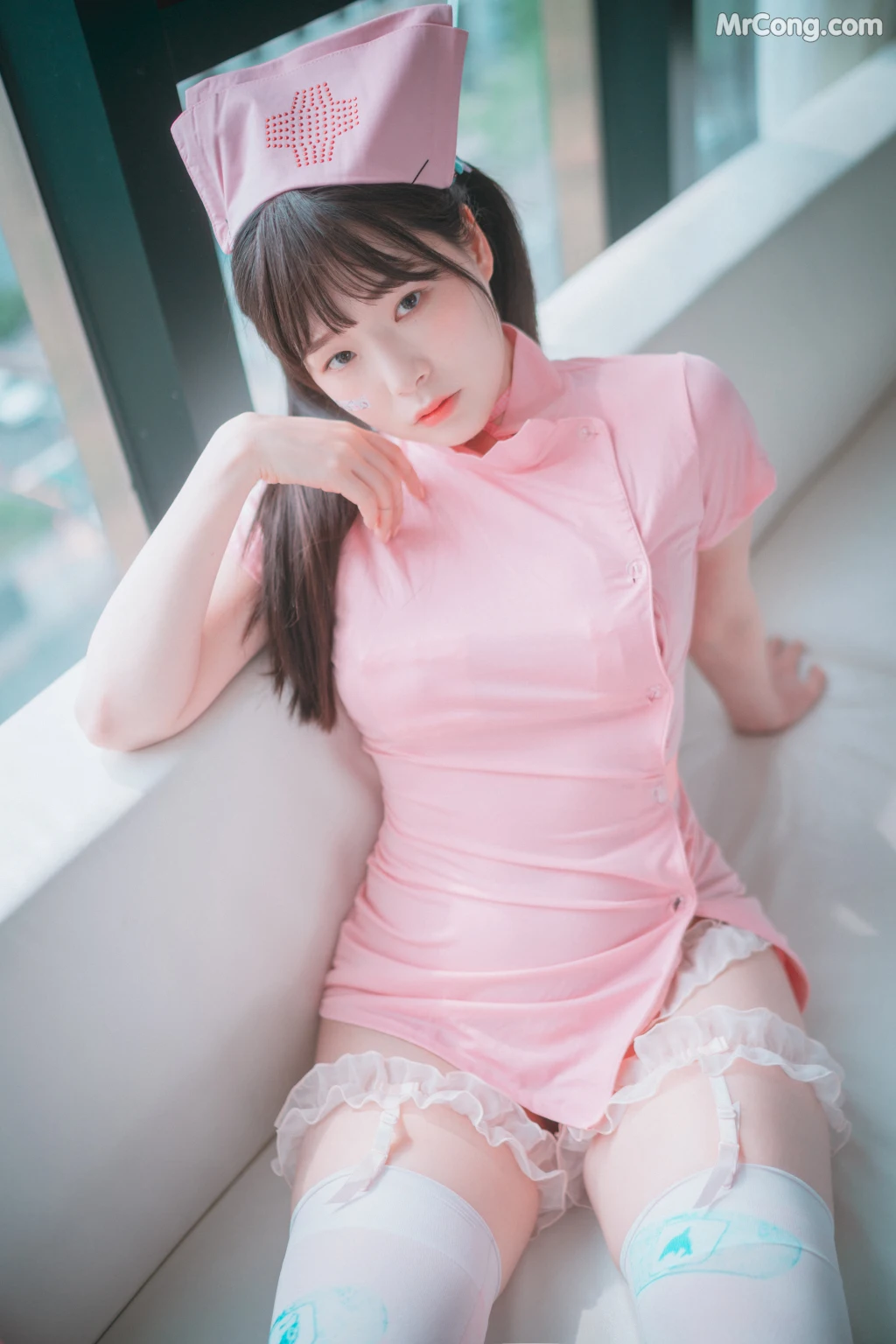 DJAWA Photo – Pia (피아): “Nursing Overtime” (65 photos) – Page 6