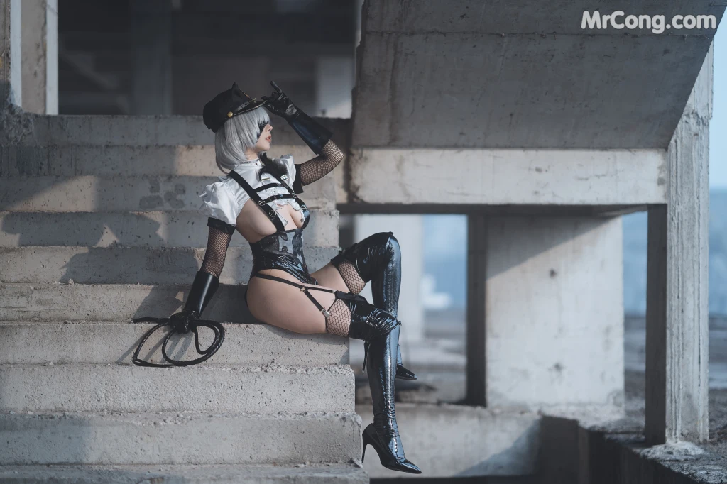 Coser@云溪溪 (Yunx1x1) Vol.050: 奶桃 N59 2b同人 (43 photos) – Page 2
