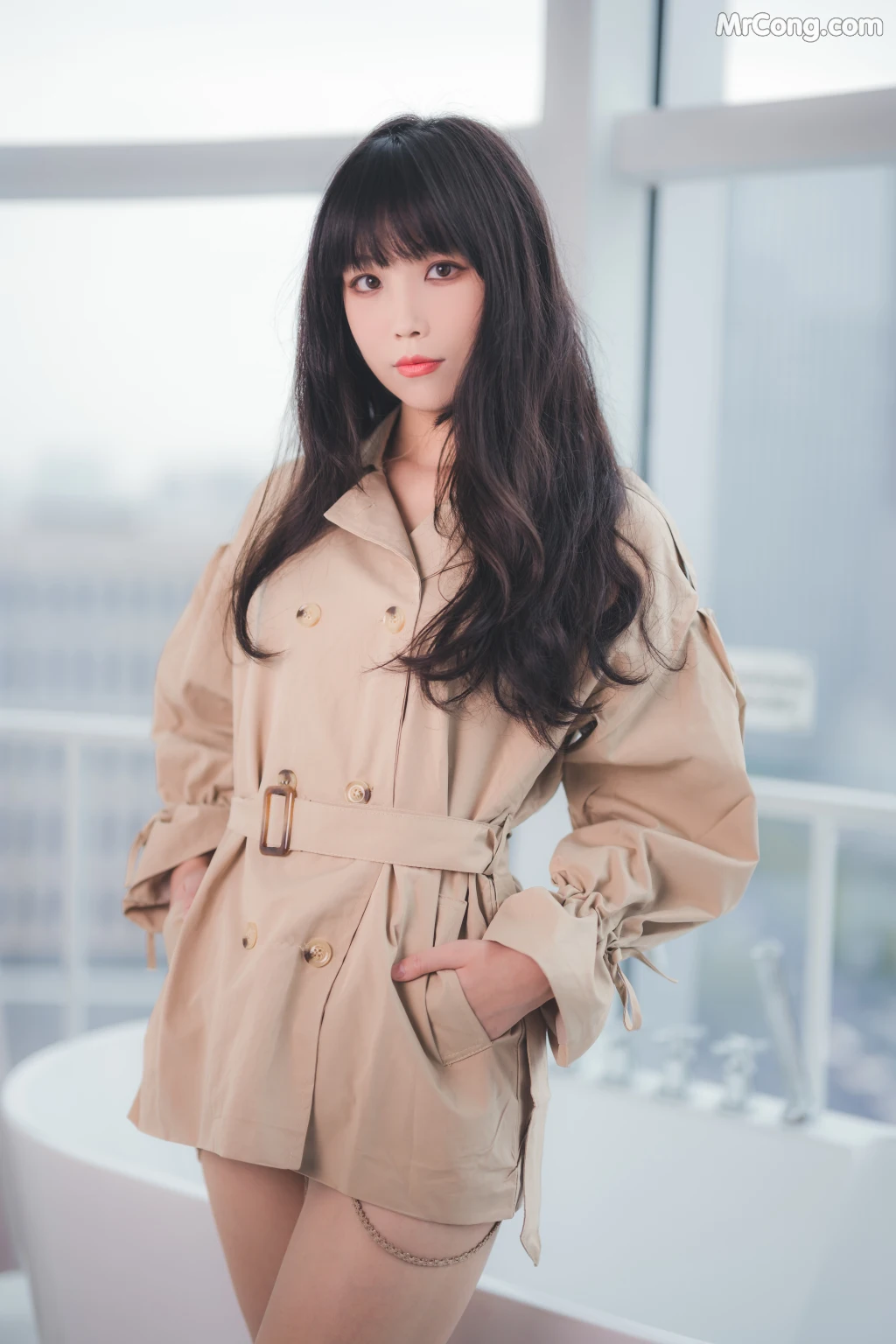 Coser@汪知子 Vol.011: 风衣 (54 photos) – Page 6