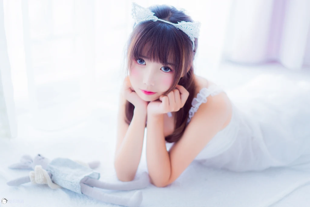 Coser@面饼仙儿 No.002: 吊带睡衣 (50 photos) – Page 3