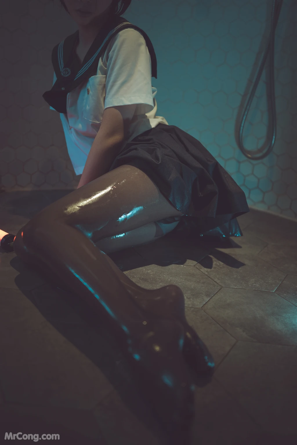 Coser@面饼仙儿 No.011: 脑内少女 浴缸黑丝 (21 photos) – Page 2