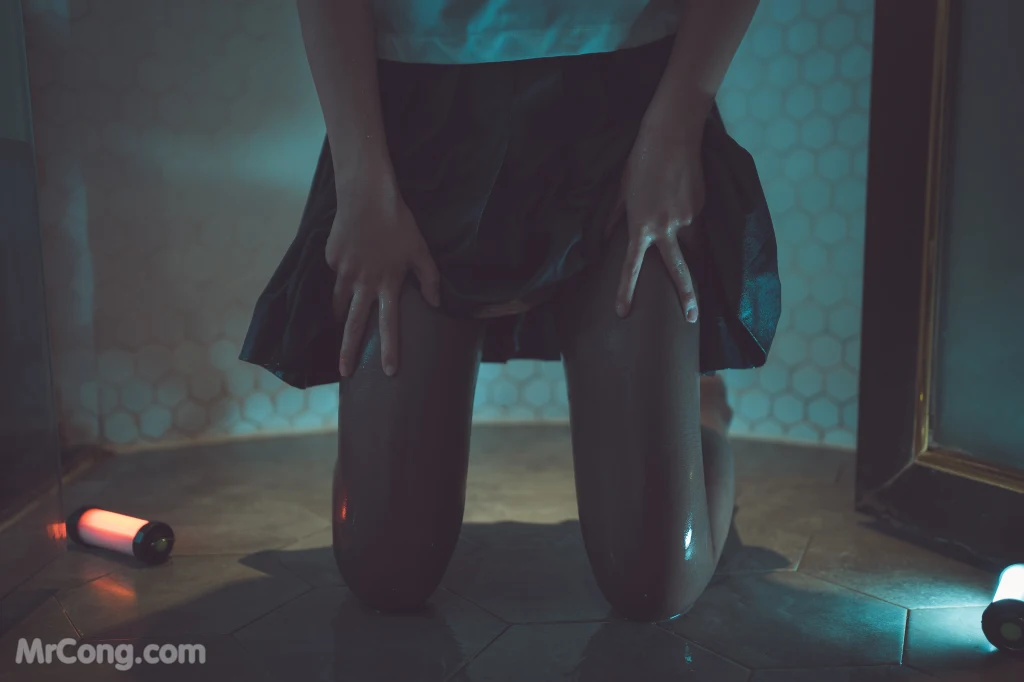 Coser@面饼仙儿 No.011: 脑内少女 浴缸黑丝 (21 photos) – Page 2