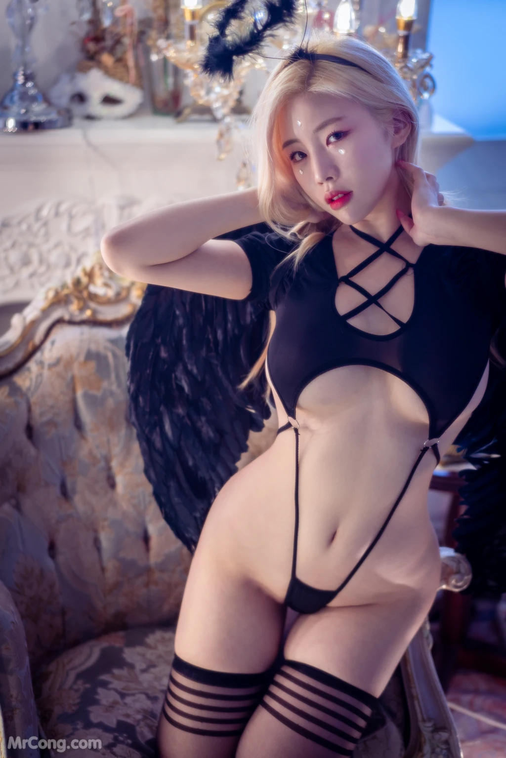 Yebin (전예빈): Fallen Angel (38 photos + 1 video) – Page 4