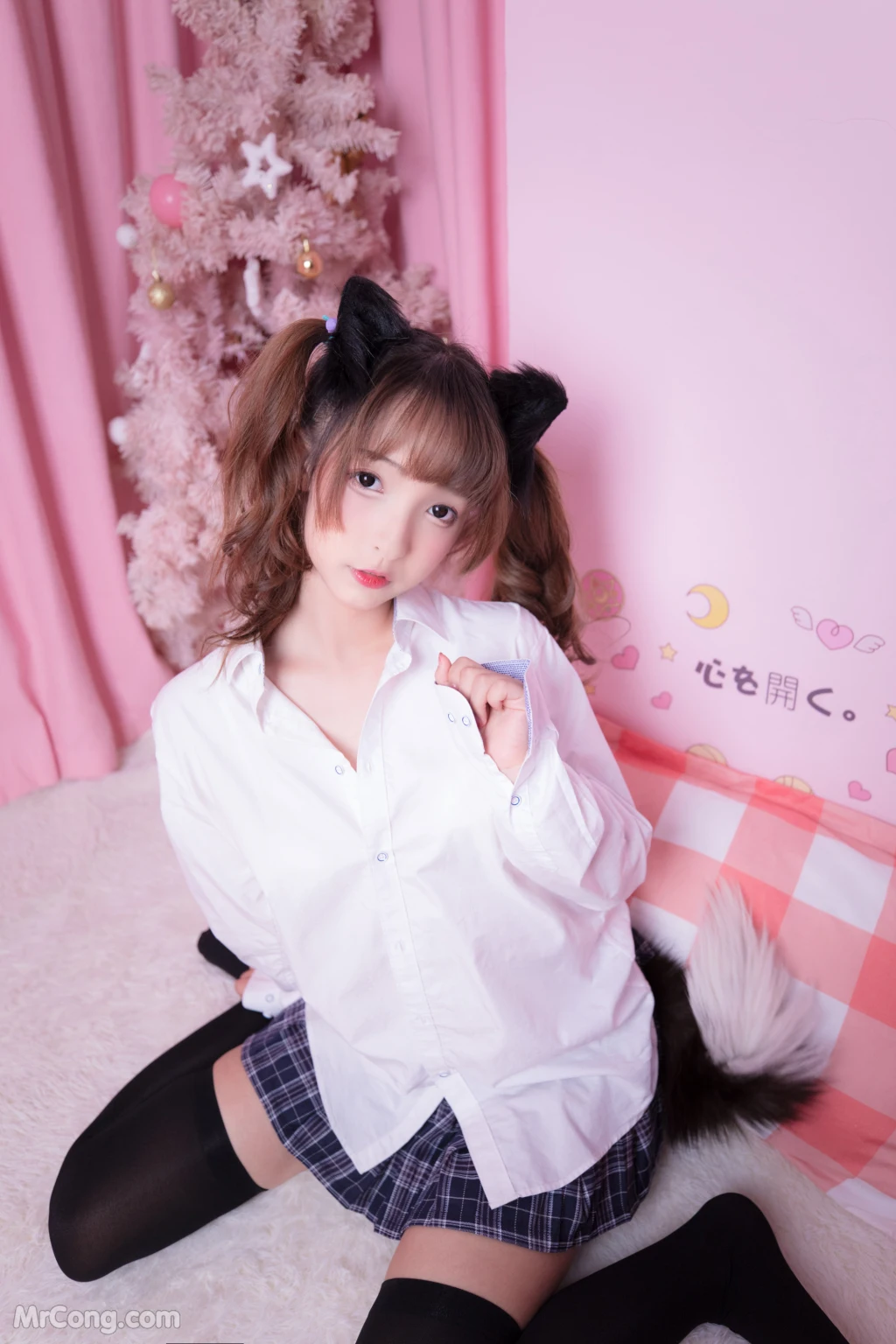 Coser@神楽坂真冬 Vol.043: 电子相册-欲望の音 (150 photos) – Page 10