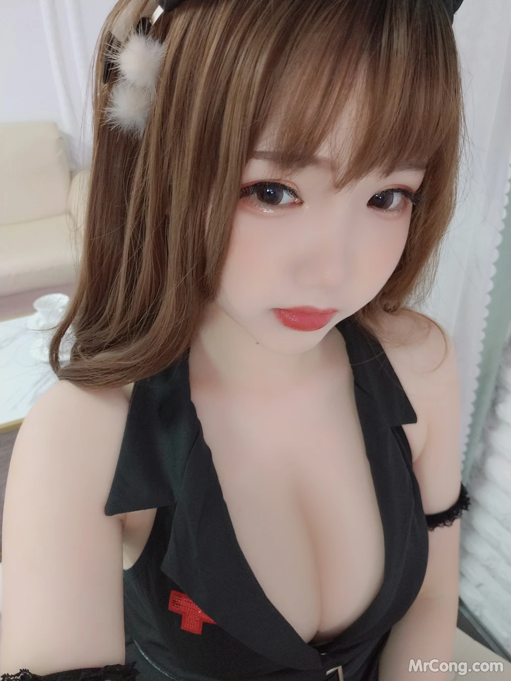 Coser@雪晴Astra (雪晴嘟嘟) Vol.043: 灰丝小护士 (110 photos + 10 videos) – Page 9
