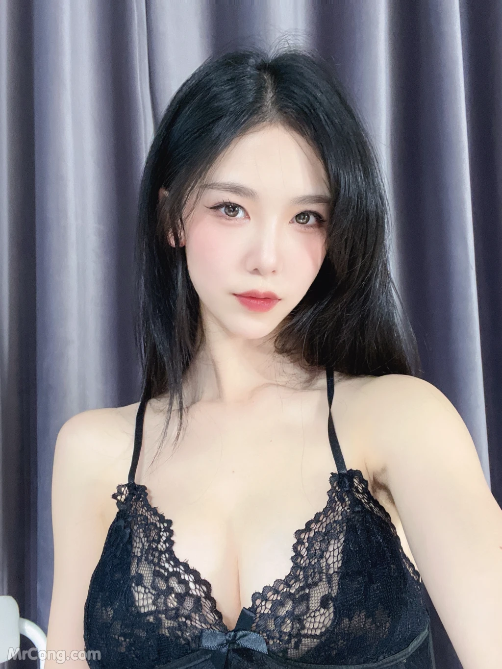 Coser@抖娘-利世 Vol.073: 透视蕾丝吊带裙 (30 photos) – Page 3