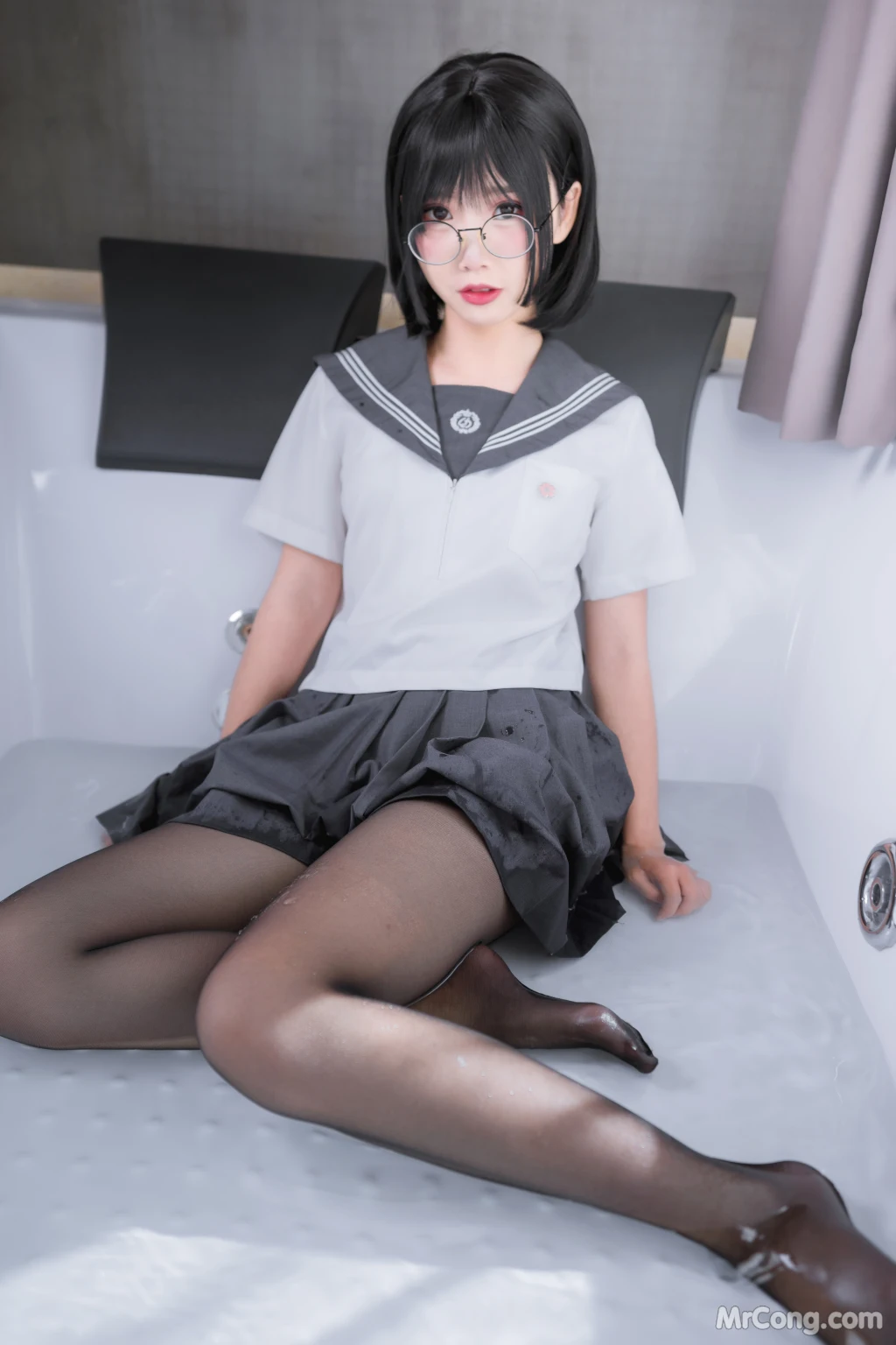 Coser@面饼仙儿 No.016: 脑内少女 黑丝JK (25 photos) – Page 2