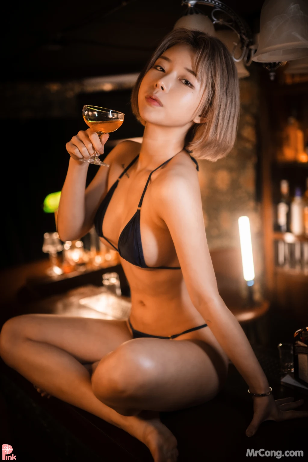 [PINK] U.Hwa (은유화): Secret Present No.01 (74 photos) – Page 6