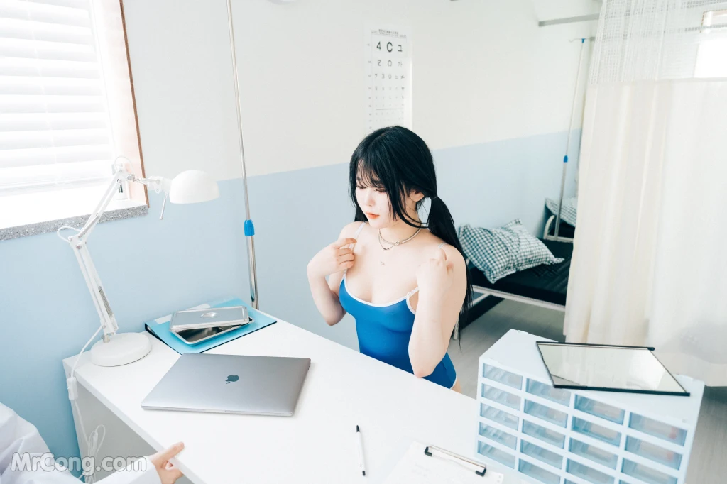 [Loozy] Sonson (손손) x Zia (지아): Bitch Academy (200 photos + 2 videos) – Page 2
