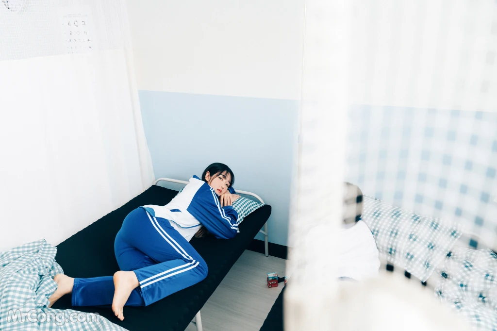 [Loozy] Sonson (손손) x Zia (지아): Bitch Academy (200 photos + 2 videos) – Page 10