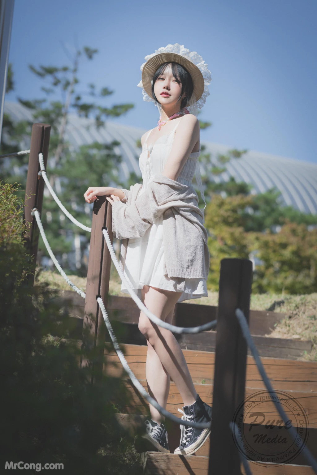 Pure Media Vol.208: Romi (로미) – Hot Date with His Girl (116 photos)