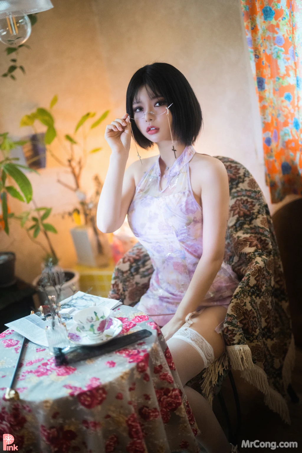 [PINK] U.Hwa (은유화): Mood Pink (87 photos + 1 video)