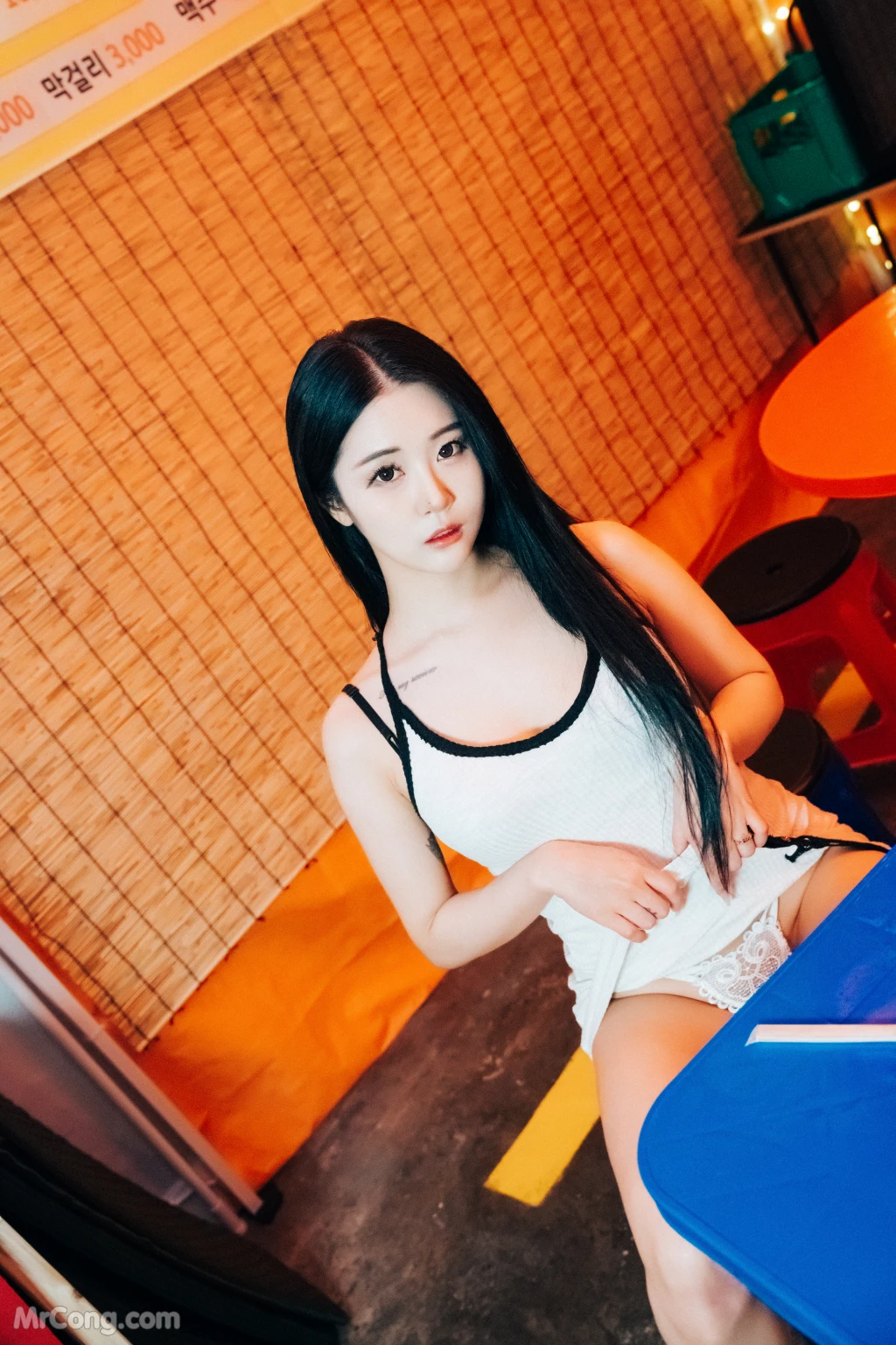 [Loozy] Bomi (보미): Street Stall (112 photos + 5 videos) – Page 2