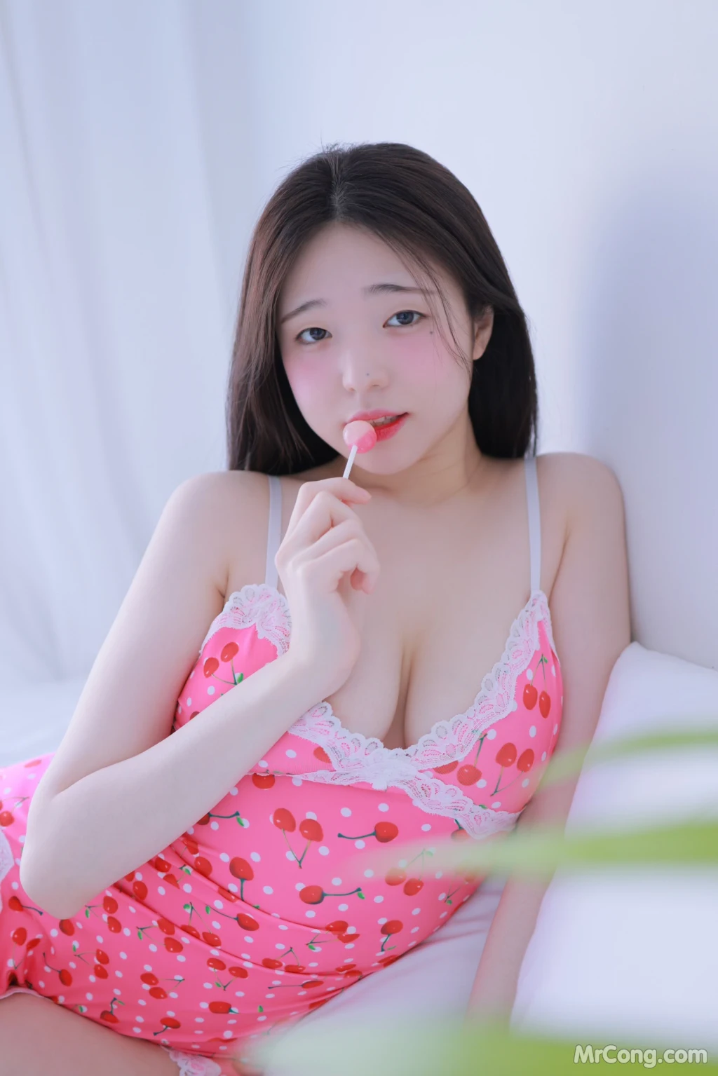 Yeon Woo (연우): Cherry + Candy (125 photos + 5 videos) – Page 4