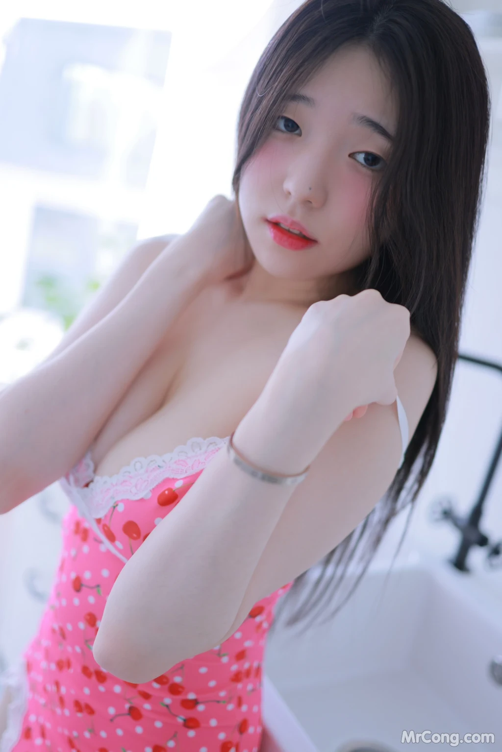 Yeon Woo (연우): Cherry + Candy (125 photos + 5 videos) – Page 10