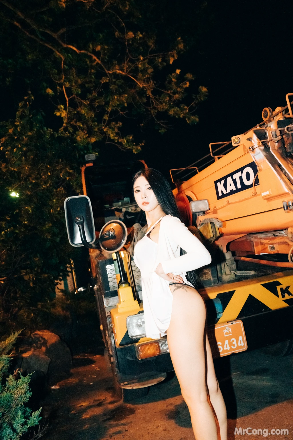 [Loozy] Bomi (보미): Night Roads (102 photos + 7 videos) – Page 3