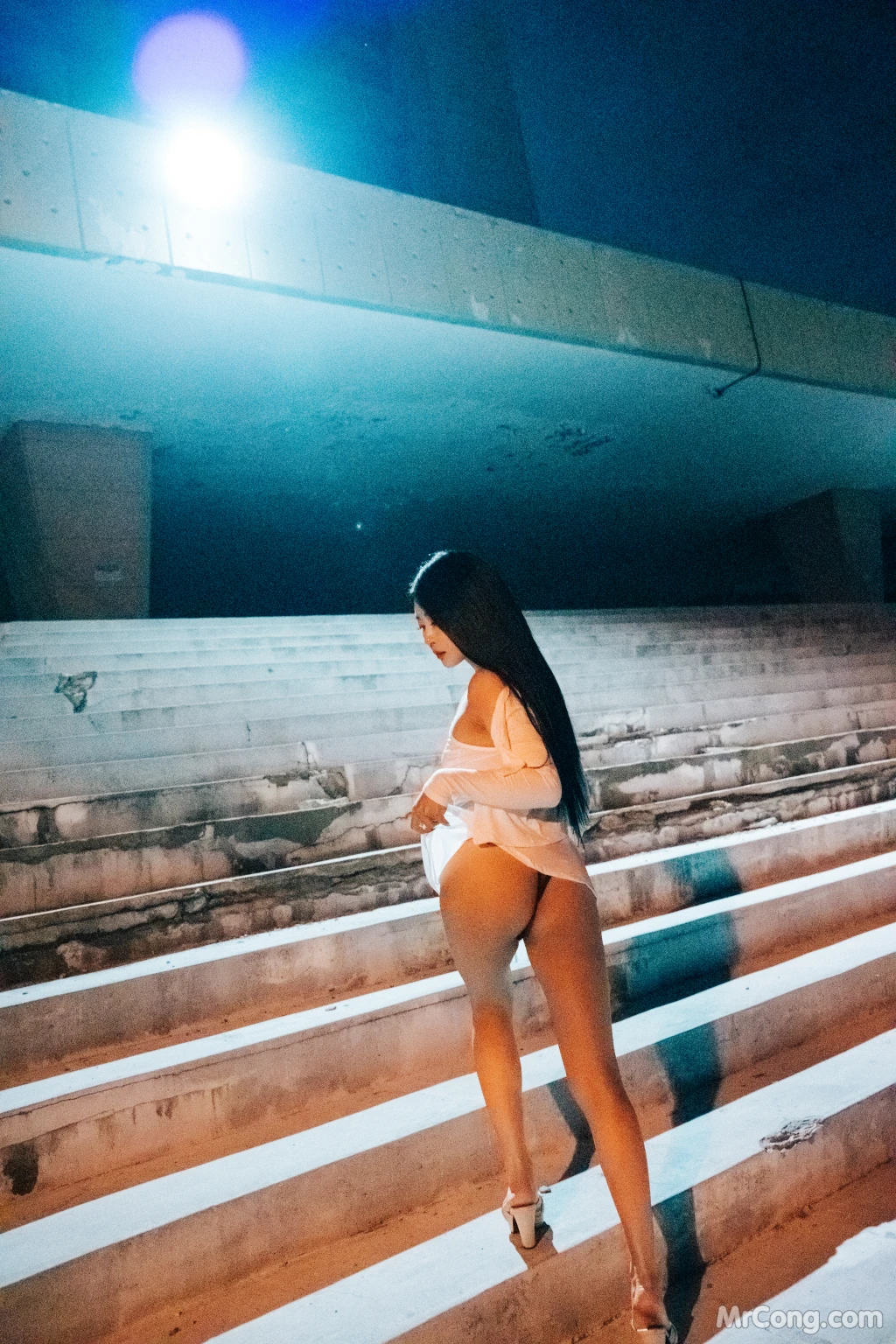 [Loozy] Bomi (보미): Night Roads (102 photos + 7 videos) – Page 5