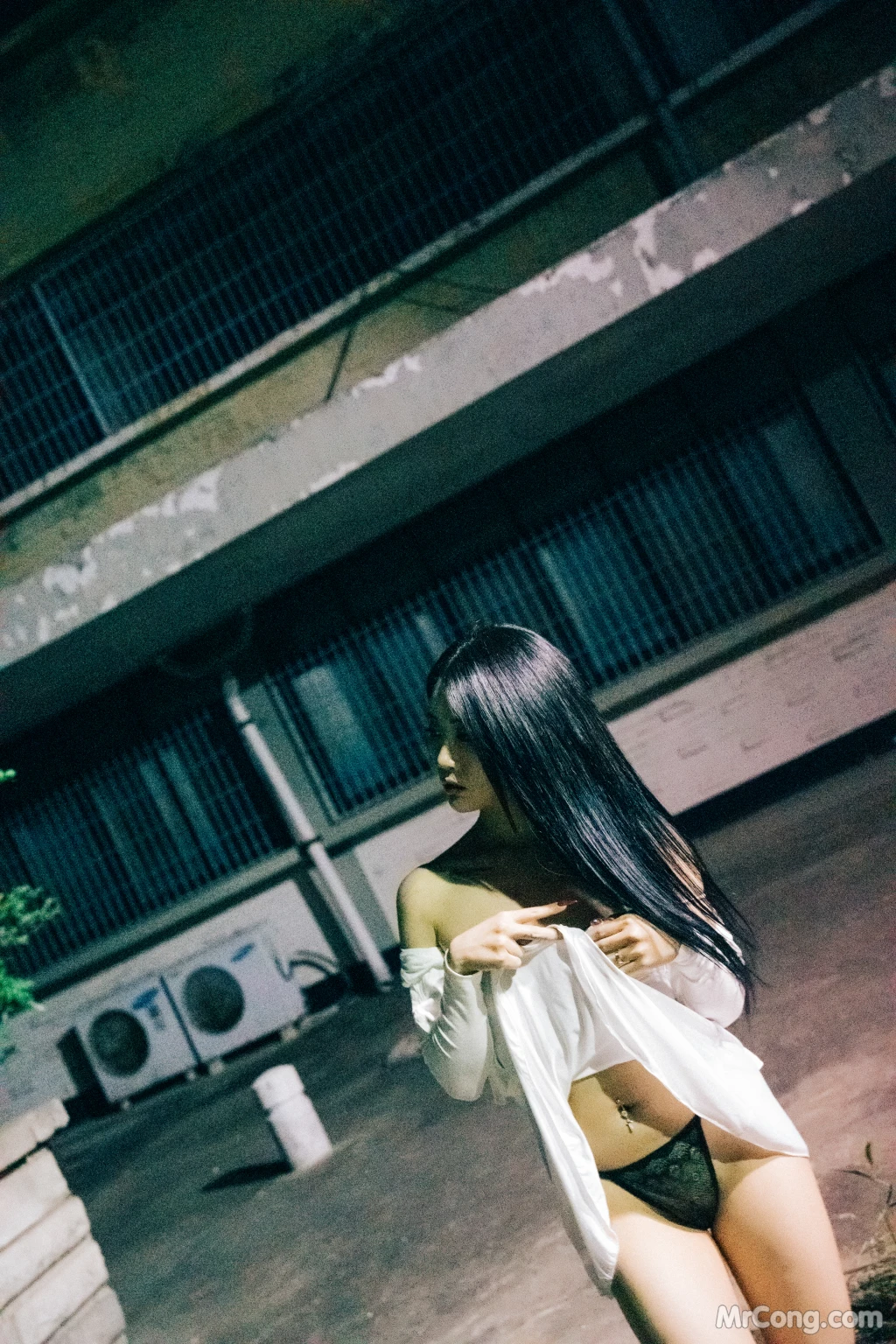 [Loozy] Bomi (보미): Night Roads (102 photos + 7 videos) – Page 5