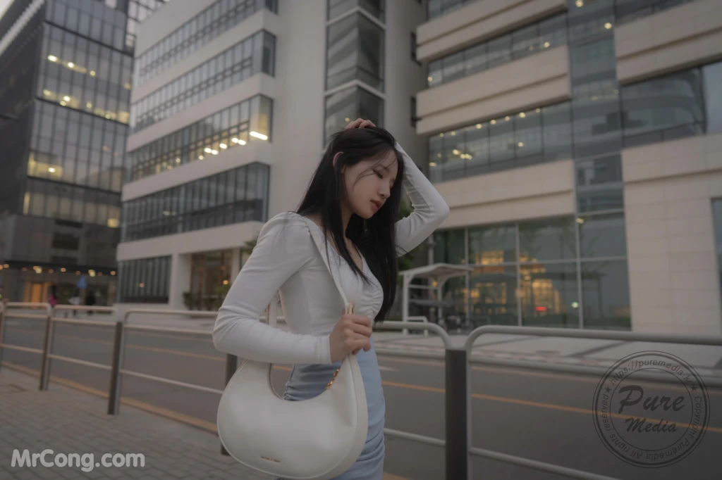 Pure Media Vol.244: Yeha (예하) – Kidnapped Basement Office Girl (103 photos) – Page 2