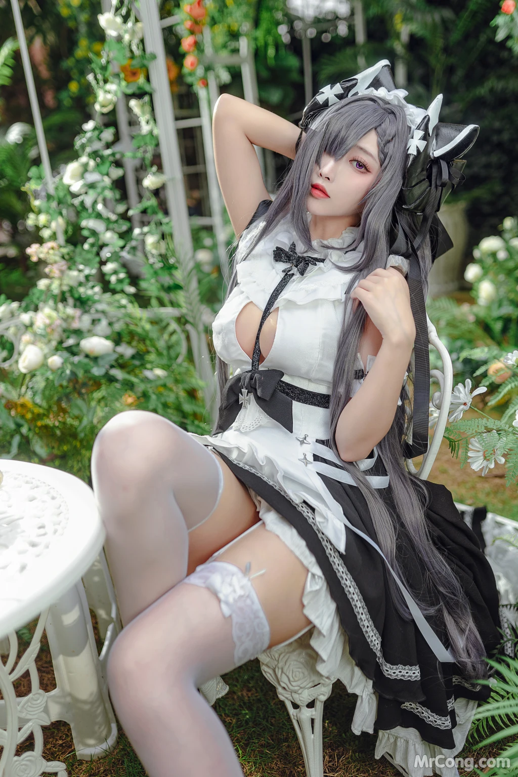 Coser@宮本桜: 奥古斯特 女仆装 (20 photos)插图3