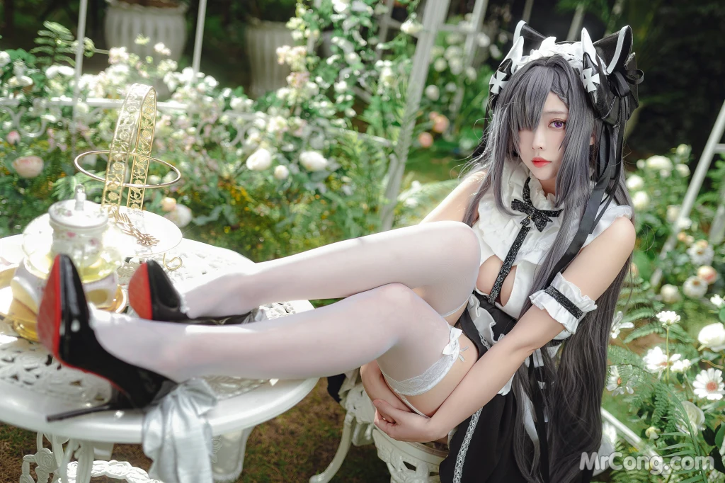 Coser@宮本桜: 奥古斯特 女仆装 (20 photos)插图5