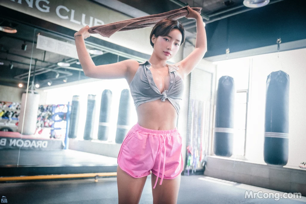 [BLUECAKE] Booty Queen: Punch Girl (B) (82 photos) – Page 3