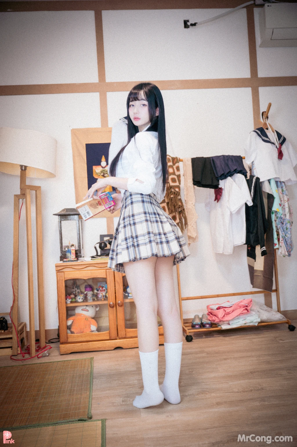 [PINK] Han Jina (한지나): 지나의 교복 생활 (Bright Ver) (59 photos) – Page 6
