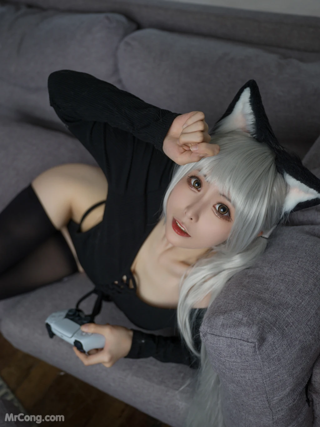 Coser@樱岛嗷一 – 黑猫针织衫连体衣 (57 photos + 1 video) – Page 3
