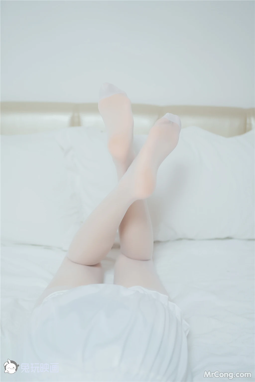 Cosplay@兔玩映画 Vol.043: 白丝套装 (42 photos) – Page 4