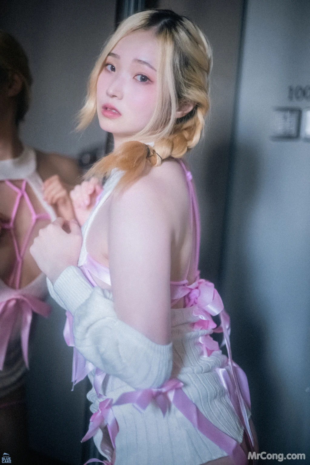 [BLUECAKE] Bambi (밤비): Present For U (165 photos) – Page 6