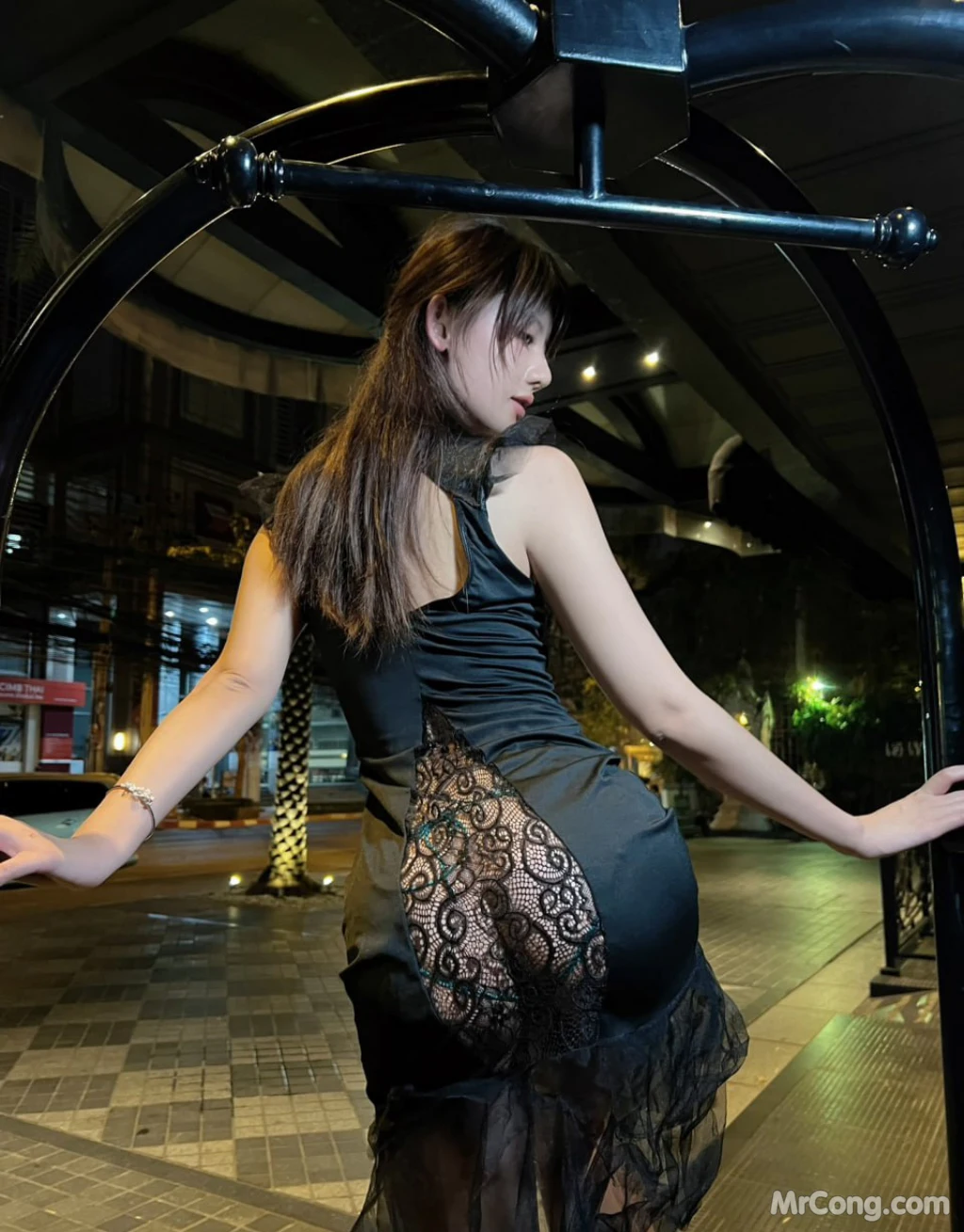Jiu Shi A Zhu A (就是阿朱啊): 性感唯美写真《陌生土豪》(58 photos + 1 video) – Page 4