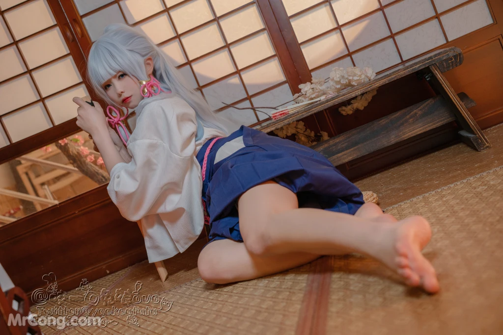 Coser@黏黏团子兔: 绫华的小憩 (60 photos + 1 video)插图7