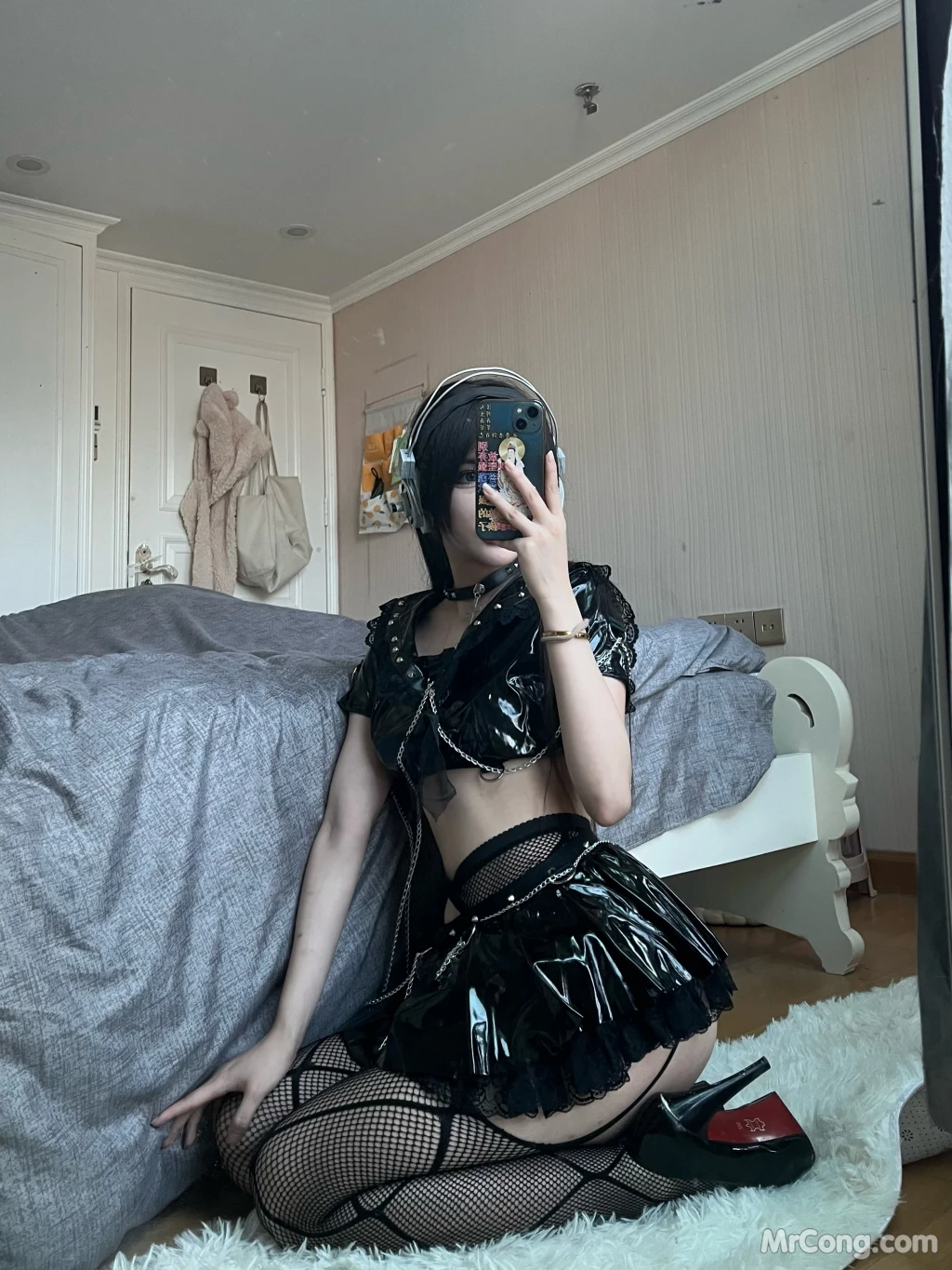 Coser@您的蛋蛋: 不良少女 (49 photos + 2 videos)插图3