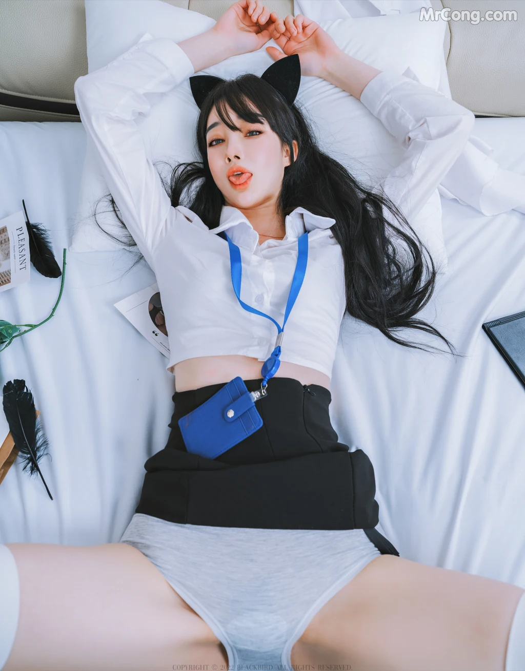 [Glamarchive] [BLACKBIRD] Yuri (유리) No.1: Office Look (40 photos) – Page 4