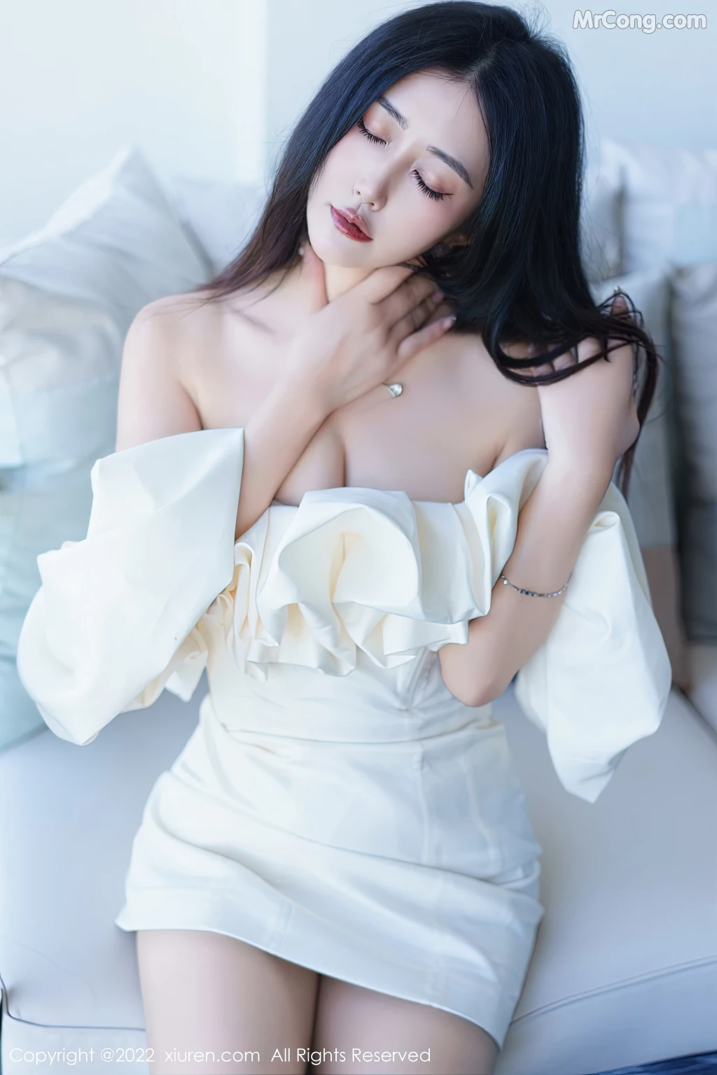 XIUREN No.6032: laura阿姣 (93 photos) – Page 2