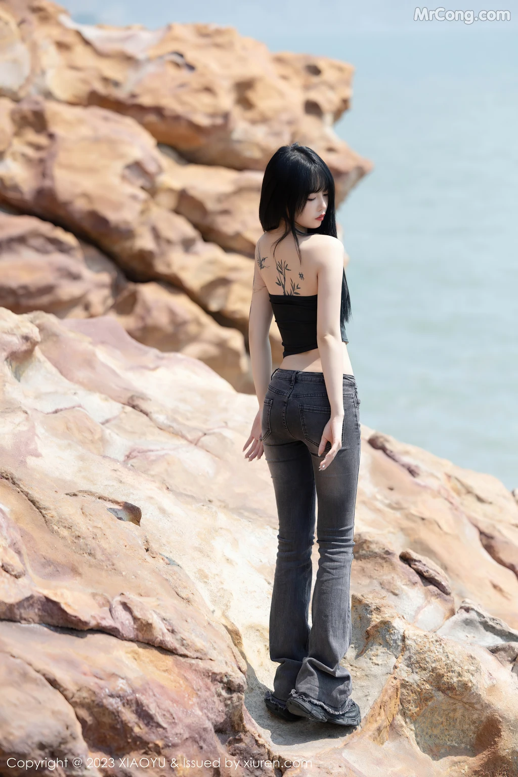 XiaoYu Vol.1047: 奶瓶 (99 photos) – Page 2