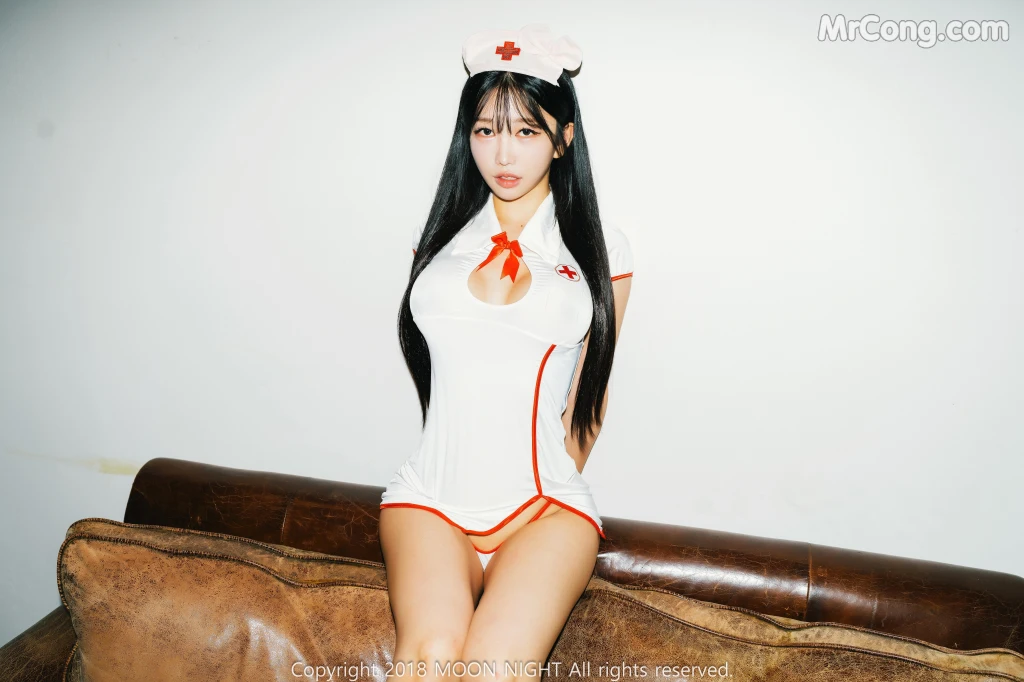 [Moon Night Snap] Yunjin: Where Does It Hurt (92 photos) – Page 3
