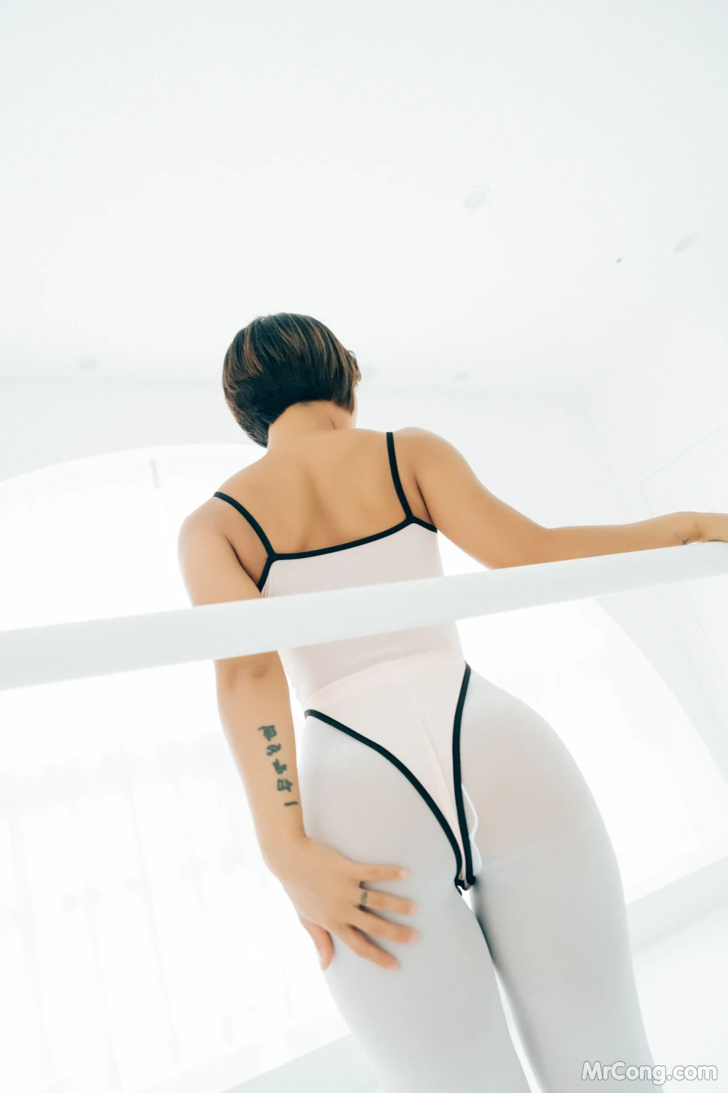 [Loozy] Booty Queen: Tied Ups (179 photos + 5 videos) – Page 2