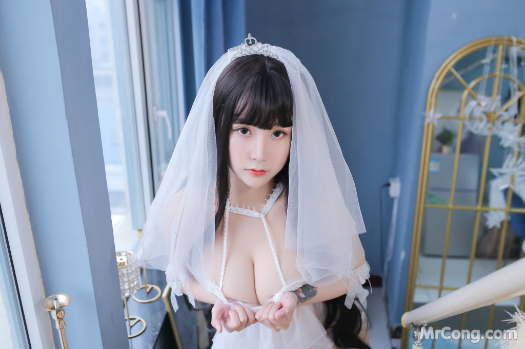 Coser@Mao Jiu Jiang Sakura (猫九酱Sakura): 长发婚纱 (76 photos )